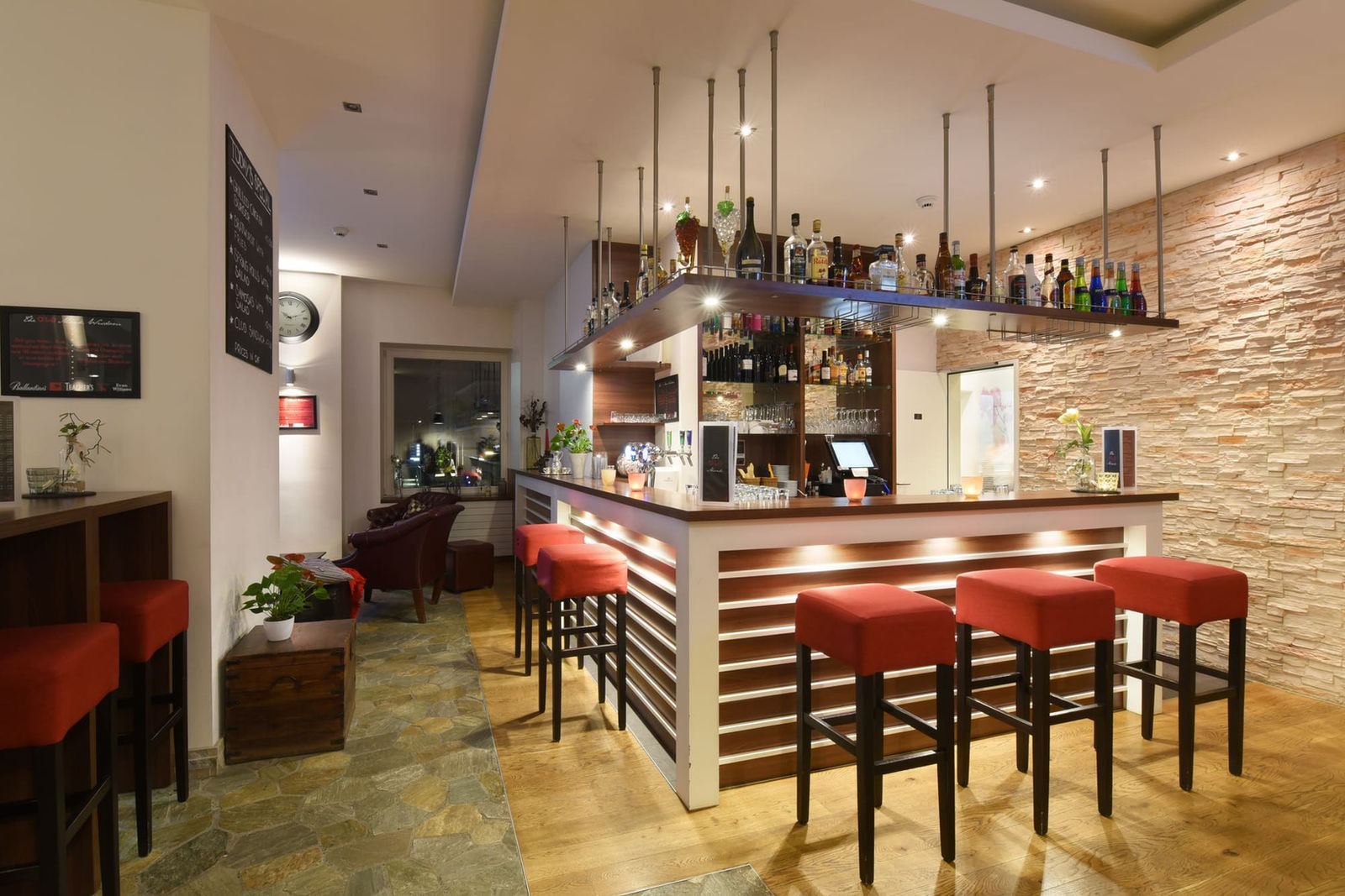 The Central Bar