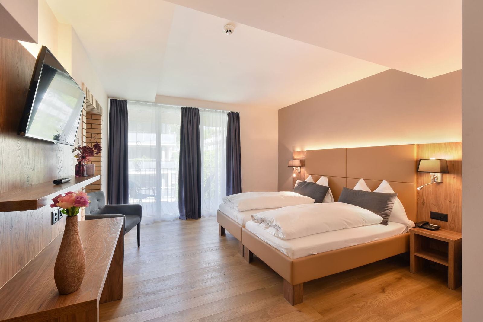 Deluxe Balcony Room
